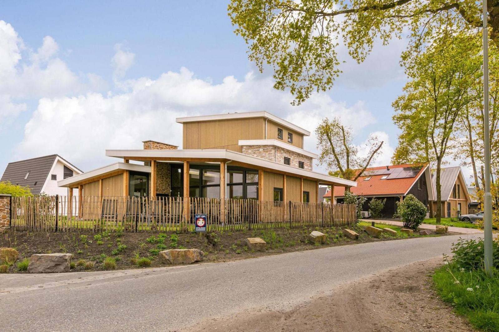 Vakantie & Resort Leukermeer Well  Dış mekan fotoğraf
